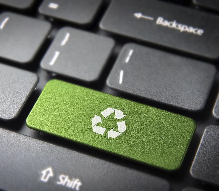 Market Trends in Laptop Usage and Secure Disposal